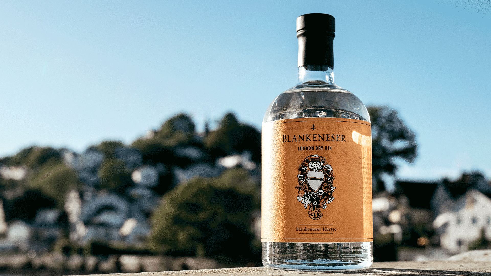 BLANKENESER Flasche mit Herz-Motiv Treppenviertel